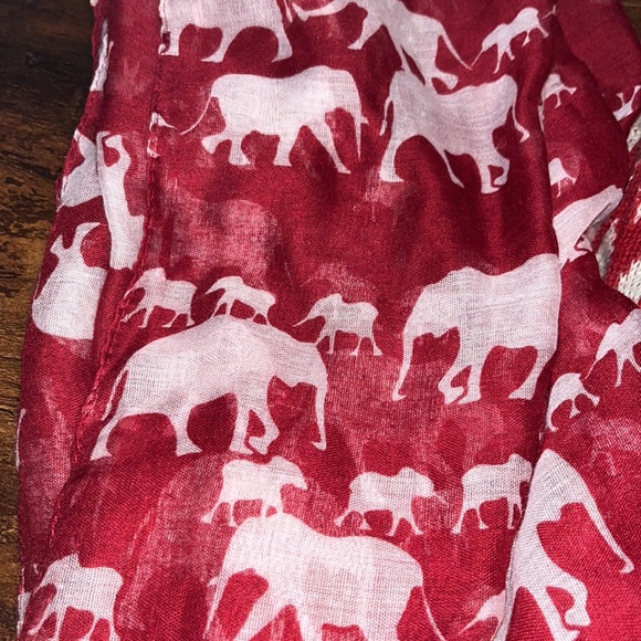 2 Alabama Crimson Tide Scarves. Roll Tide - Picture 2 of 3